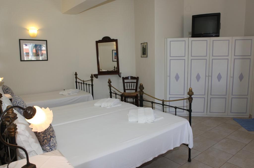 Pleoussa Studio And Apartments Skopelos Exteriér fotografie